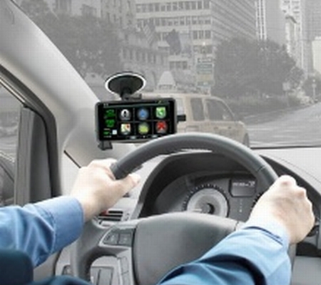 Лучшие навигационные приложения для автомобилистов