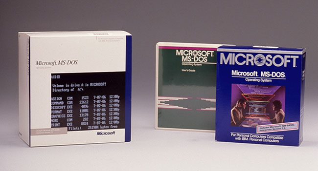 Первые версии MS-DOS и Word отправились в музей