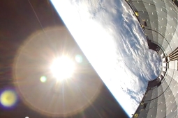GoPro зняла падіння частини ракети Falcon на Землю