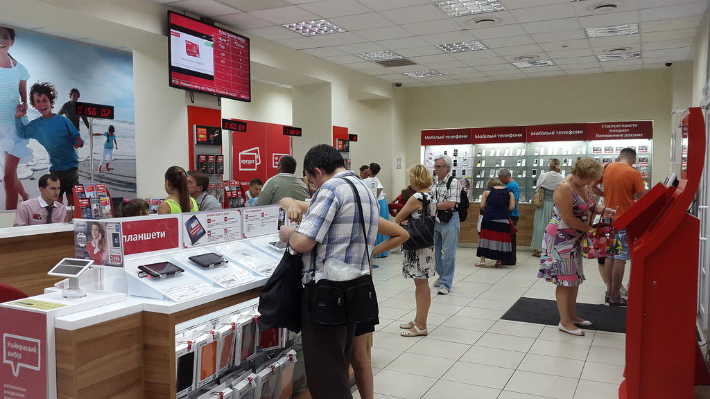 Vodafone відкриває нові магазини в 5 містах України