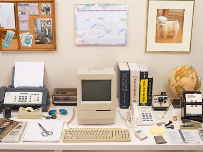 Еволюція робочого столу в офісі