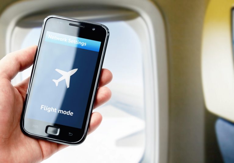 Як авіарежим на смартфоні може бути кориснішим