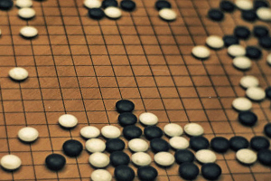 Нейромережа AlphaGo битиметься з кращим гравцем у го