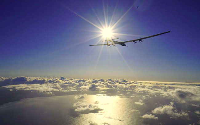 Літак на сонячних панелях Solar Impulse 2 вийшов на фінішну пряму