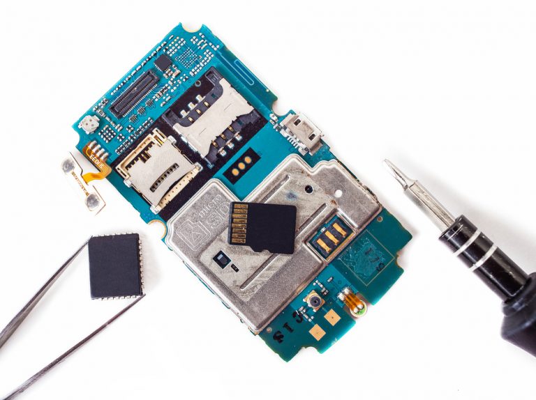 Виробник «заліза» попереджає не відкладати апгрейд: називає зростання цін на 246%