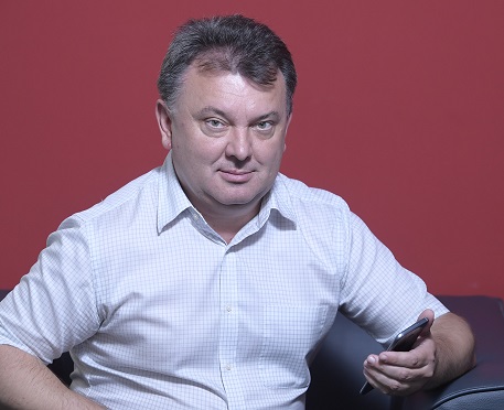 Смартфони керівників Vodafone Україна: Євген Фрунза