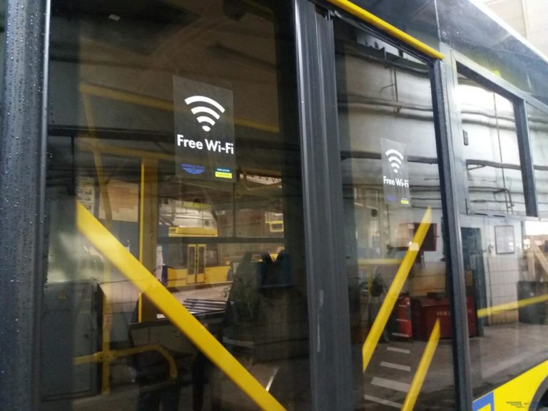 10 киевских троллейбусов превратились в точки доступа Wi-Fi