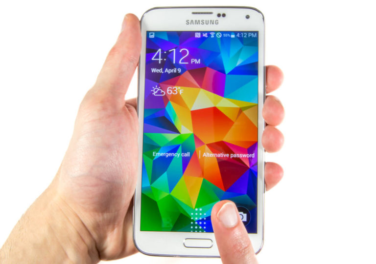 Як перезавантажити завислі Samsung Galaxy