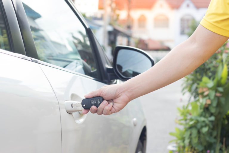 Чому ключі від вашої машини можуть зробити вас викрадачем автівок