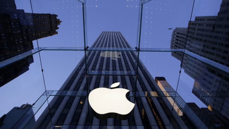 Тим Кук рассказал, почему Apple уже не выдает инновационные девайсы