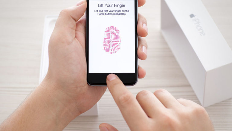Датчик отпечатков Apple Touch ID расшифровали – чем это грозит