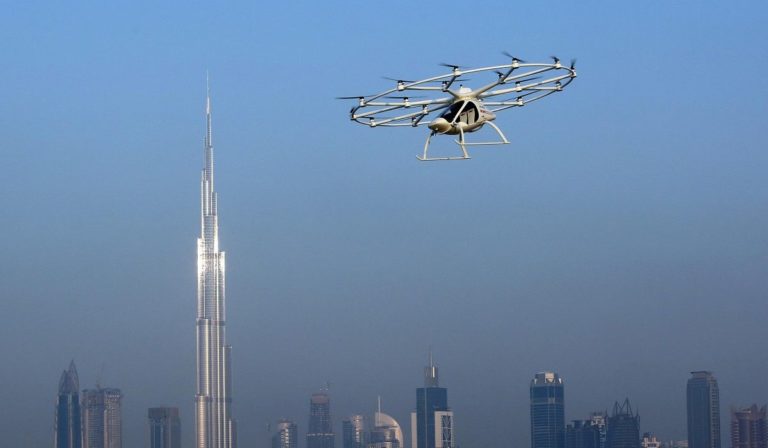 В Дубае начали испытания летающих такси