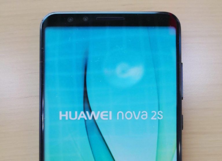 Смартфон Huawei Nova 2S – «живі» фото і деякі подробиці