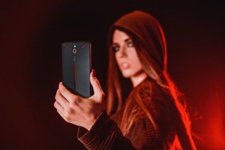 ZTE Nubia Red Magic – игровой смартфон с интересной подсветкой