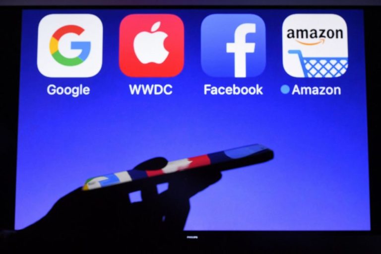 Евросоюз хочет встряхнуть онлайн: Google, Facebook и другим техногигантам придется объяснить свои алгоритмы