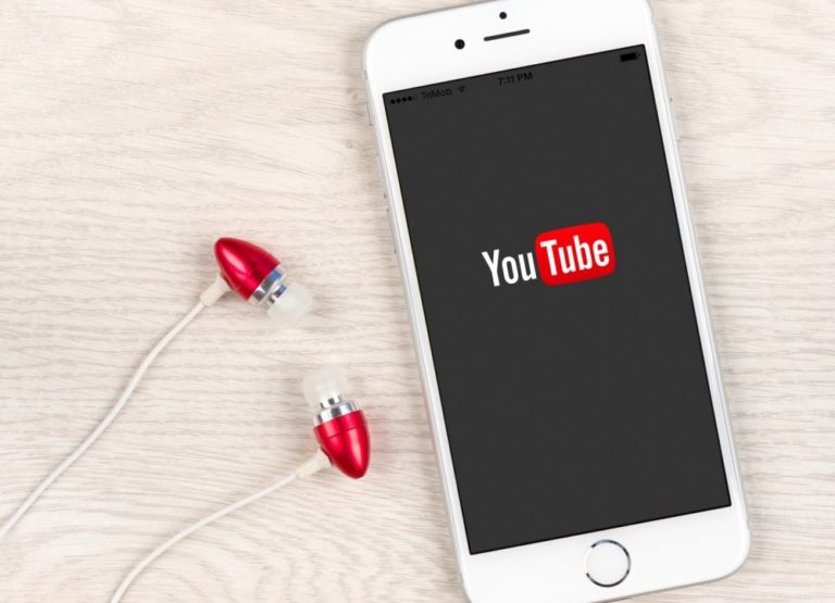 Как на смартфоне загружать музыку с YouTube