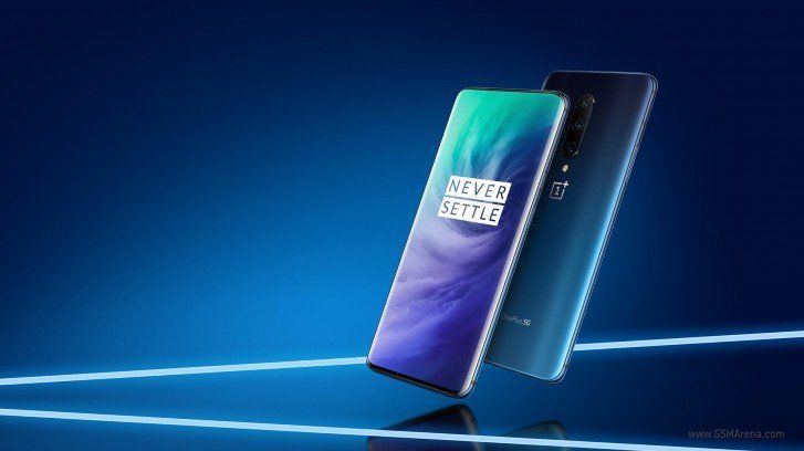 Висувна камера OnePlus 7 Pro підняла 22 кілограми цементу