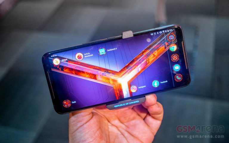 Asus випустила новий ігровий смартфон ROG Phone 2