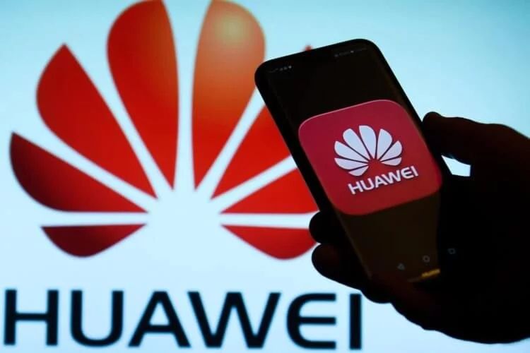 Huawei повернуть право на Google Play