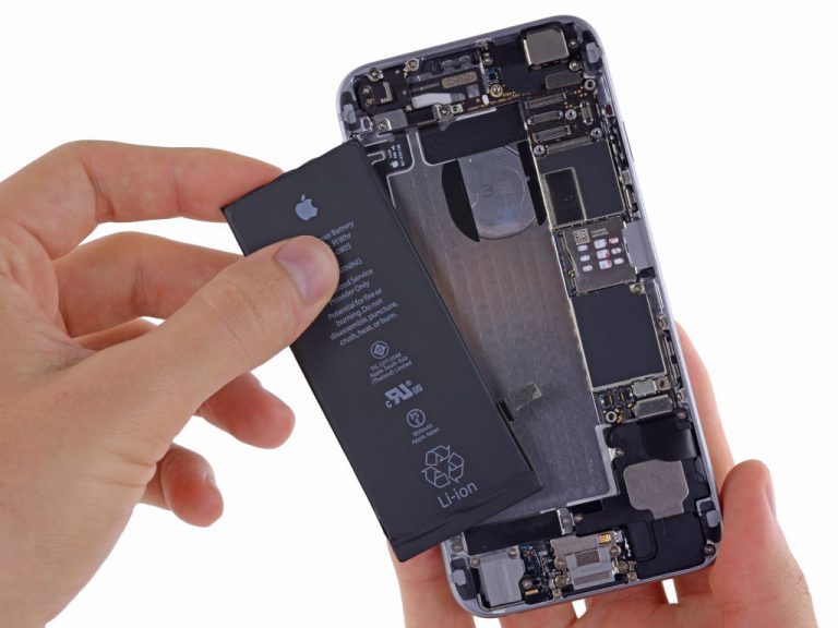iPhone покажет, отремонтировали ли его оригинальными деталями
