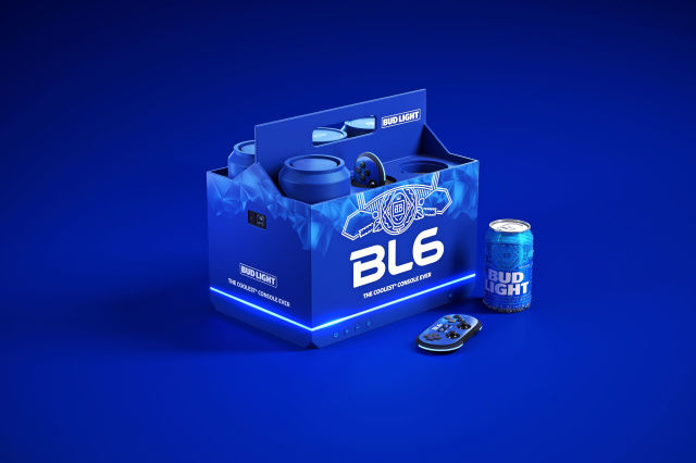 BL6 – холодильник для пива із вбудованим ігровим комп’ютером