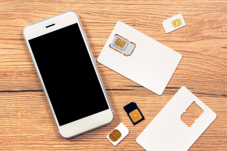 Користувачі відмовляються від SIM-карт: до 2025 року буде 3,4 млрд eSIM