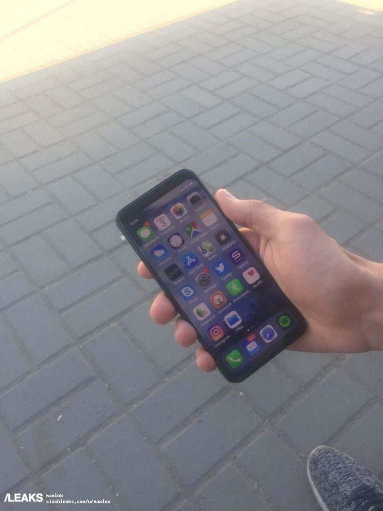 Android-смартфон перетворили на iPhone, встановивши iOS 14 – не перевірено