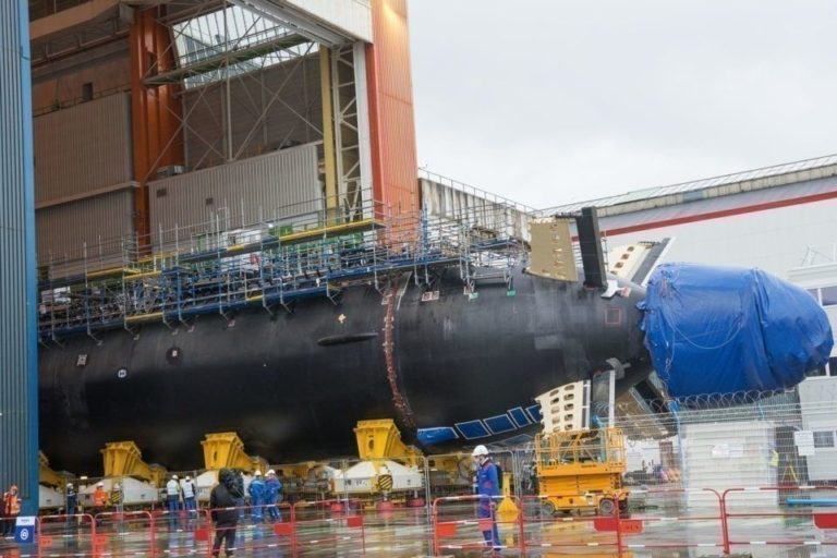 Французи випустили другий атомний підводний човен нового покоління