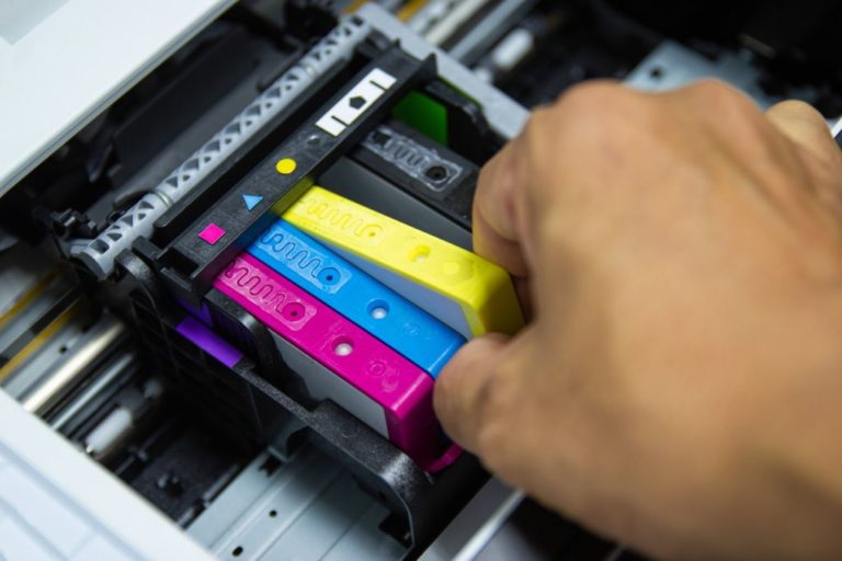 Дефицит чипов заставил производителя принтеров поставлять картриджи без защиты