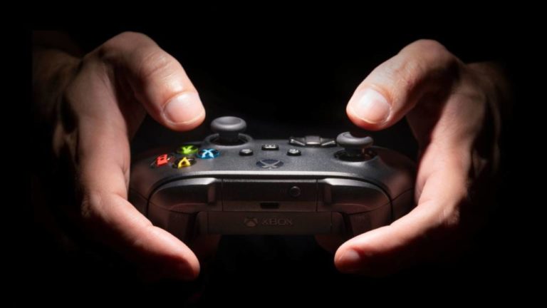 Как на Xbox Series X / S изменить назначение кнопки «поделиться» контроллера