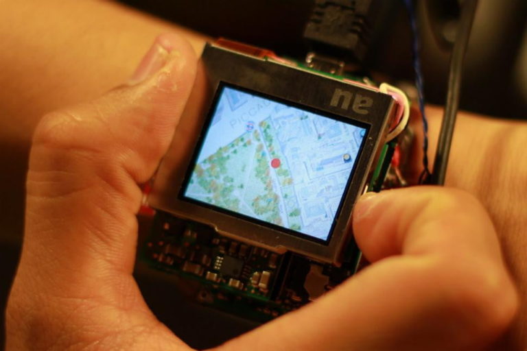 Управление будущего для «умных» часов – наклоны и повороты