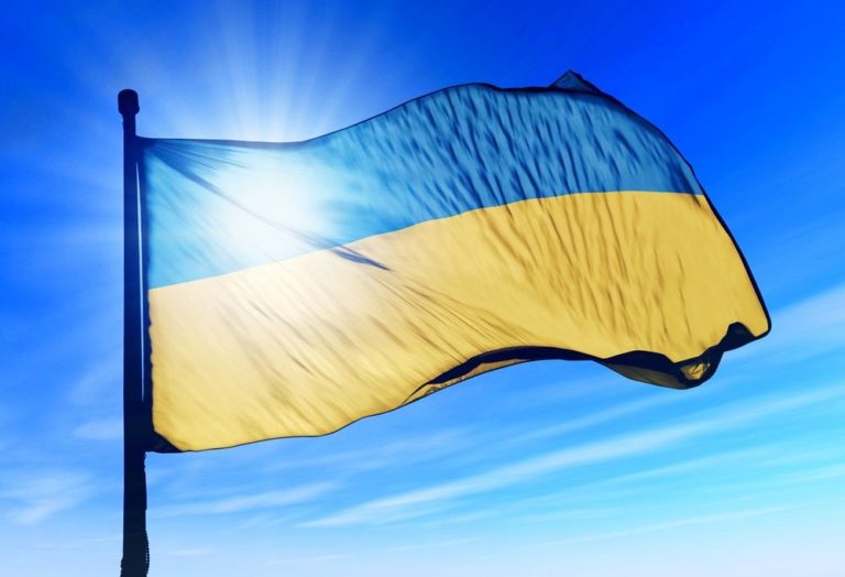 Национальный флаг – самый популярный смайлик в Украине