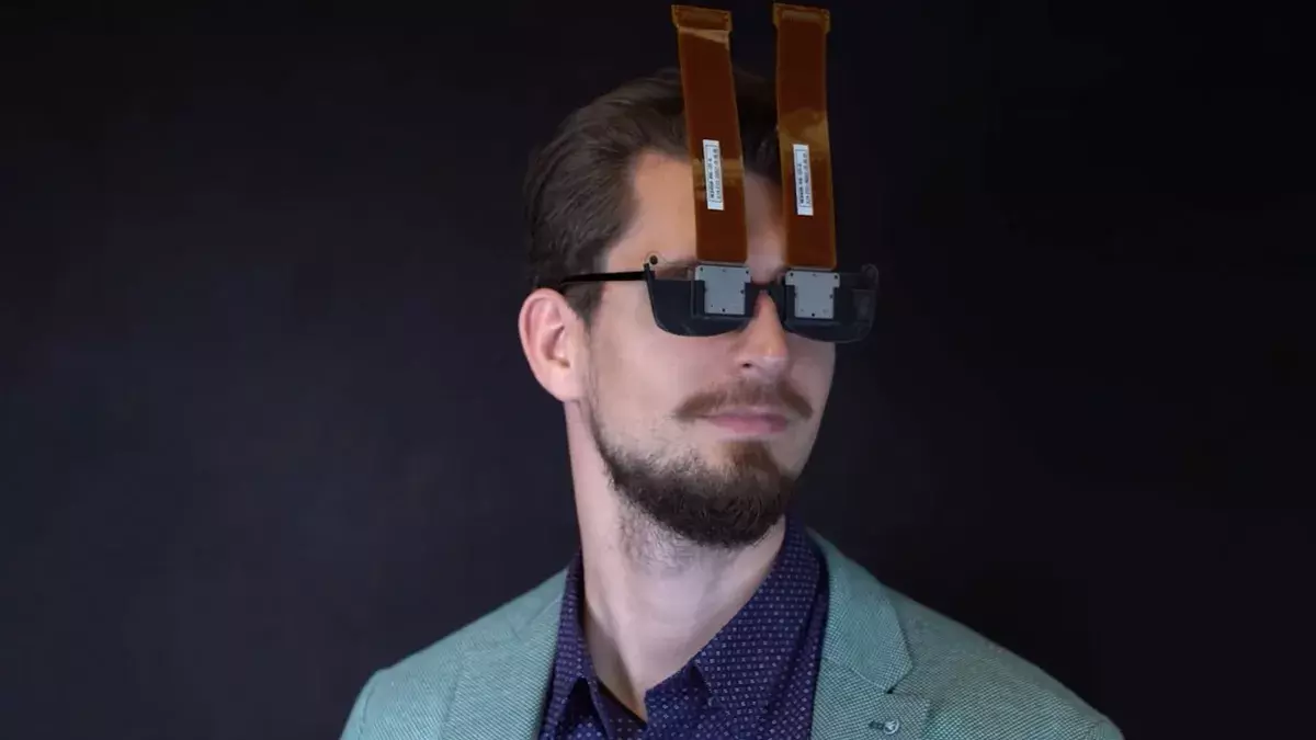 NVIDIA зменшила шолом віртуальної реальності до розміру звичайних окулярів