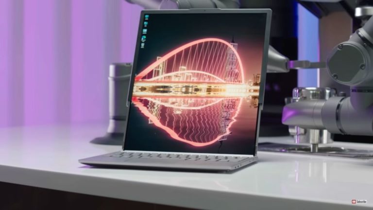 У ноутбука Lenovo екран може рости у висоту