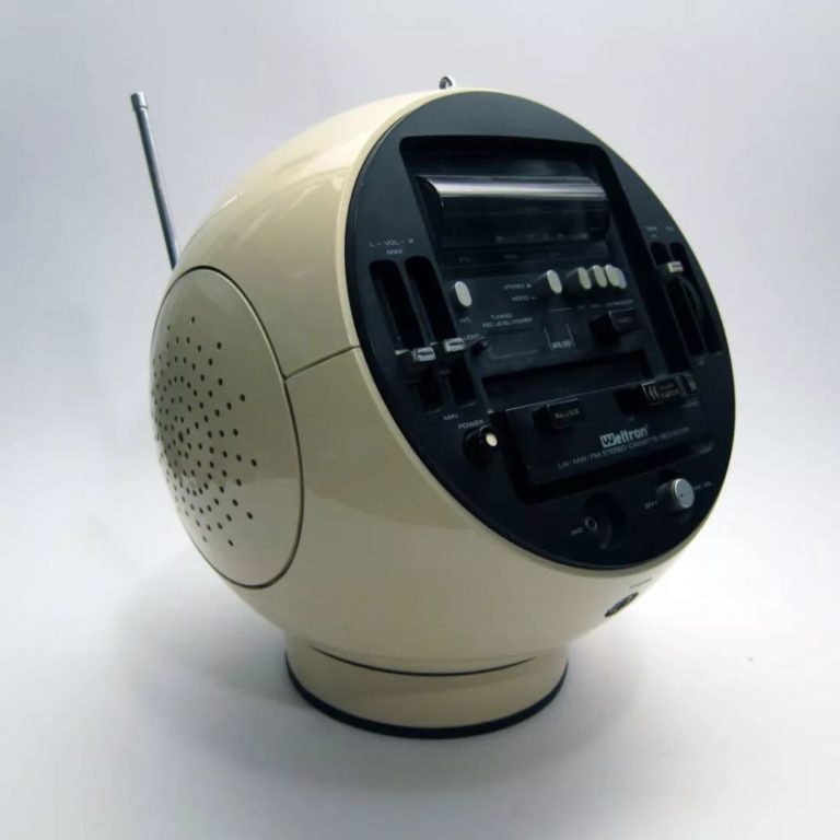 Звуки проводного модема и мелодия Nokia 5120 – создали самую большую коллекцию звуков старой техники