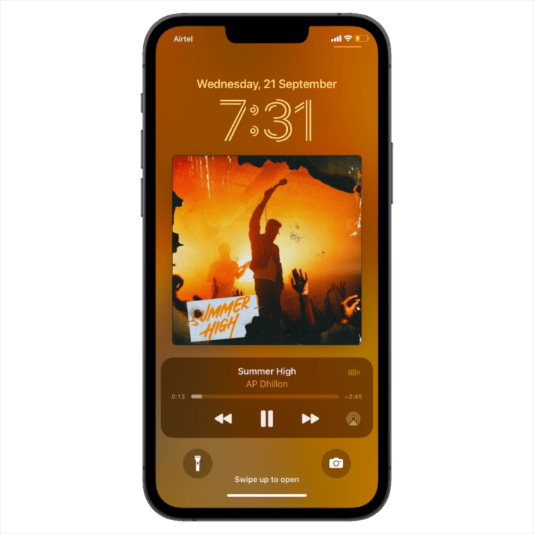 Как включить отображение обложки альбома на весь экран на экране блокировки iPhone