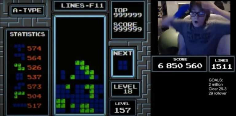 34 роки знадобилося, щоб дістатися максимуму гри Tetris на приставці NES