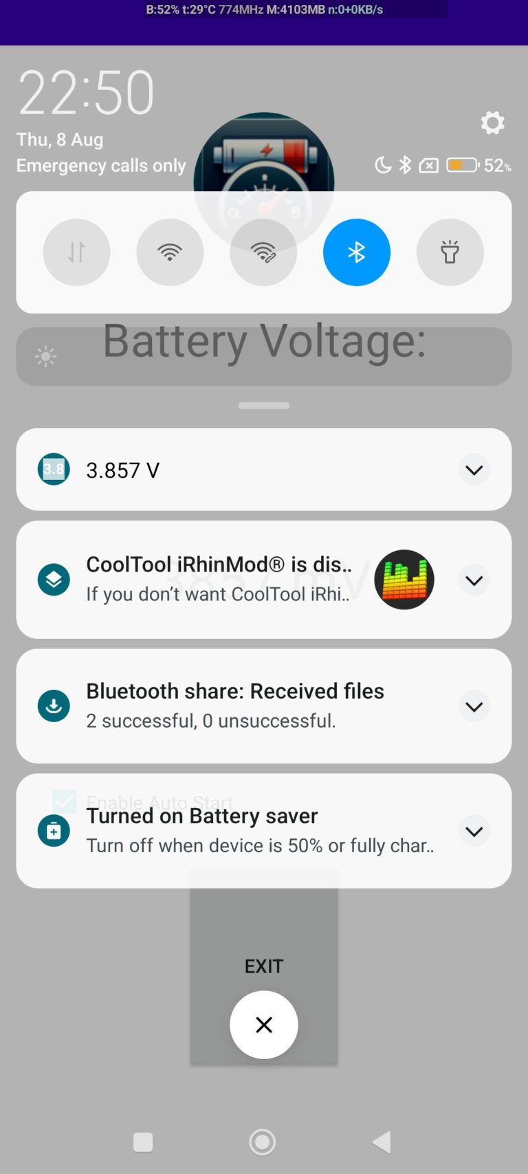 How to monitor the battery voltage of an Android smartphone