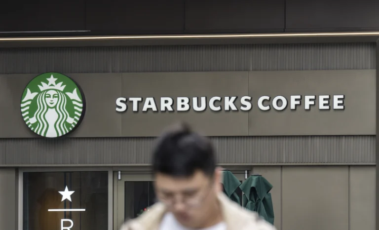 Хакерська атака на Blue Yonder зачепила Starbucks і британську мережу супермаркетів