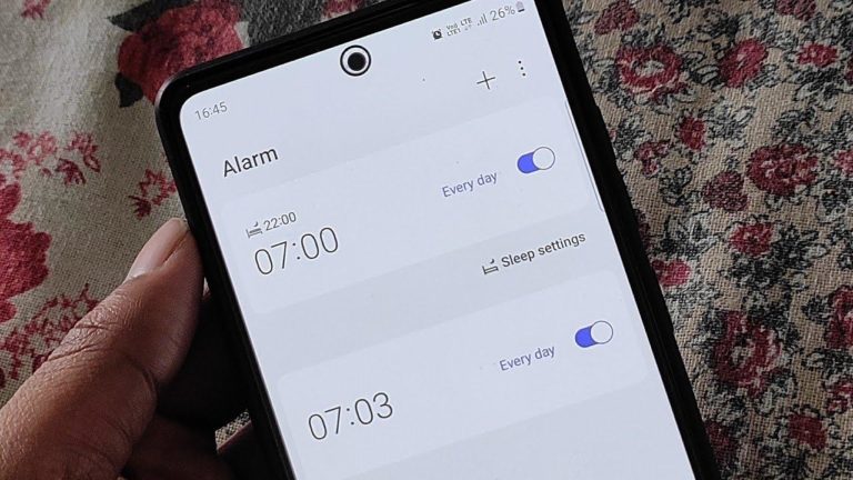 Смартфоны Samsung Galaxy ограничивают количество будильников