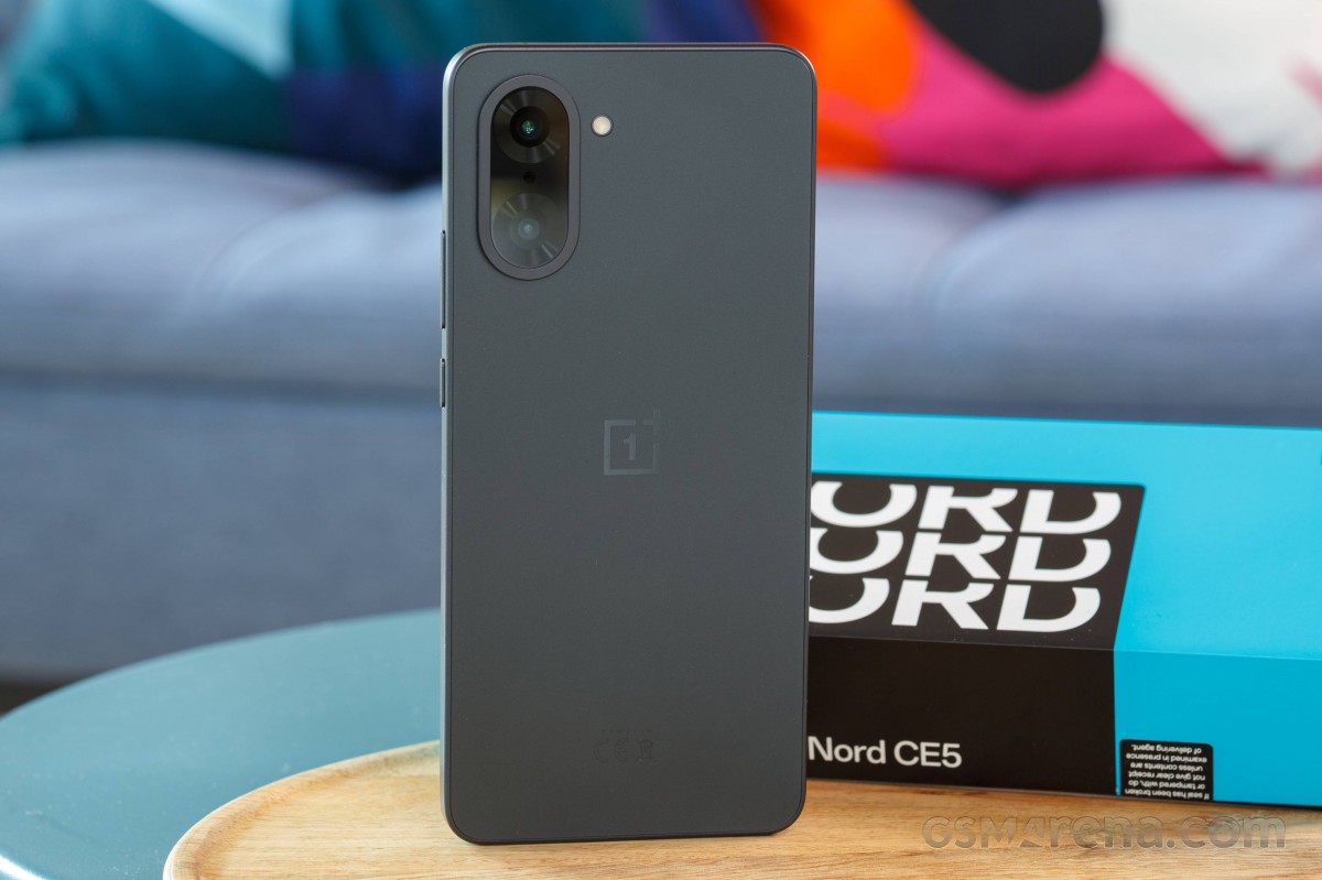 Огляд Oneplus Nord CE5