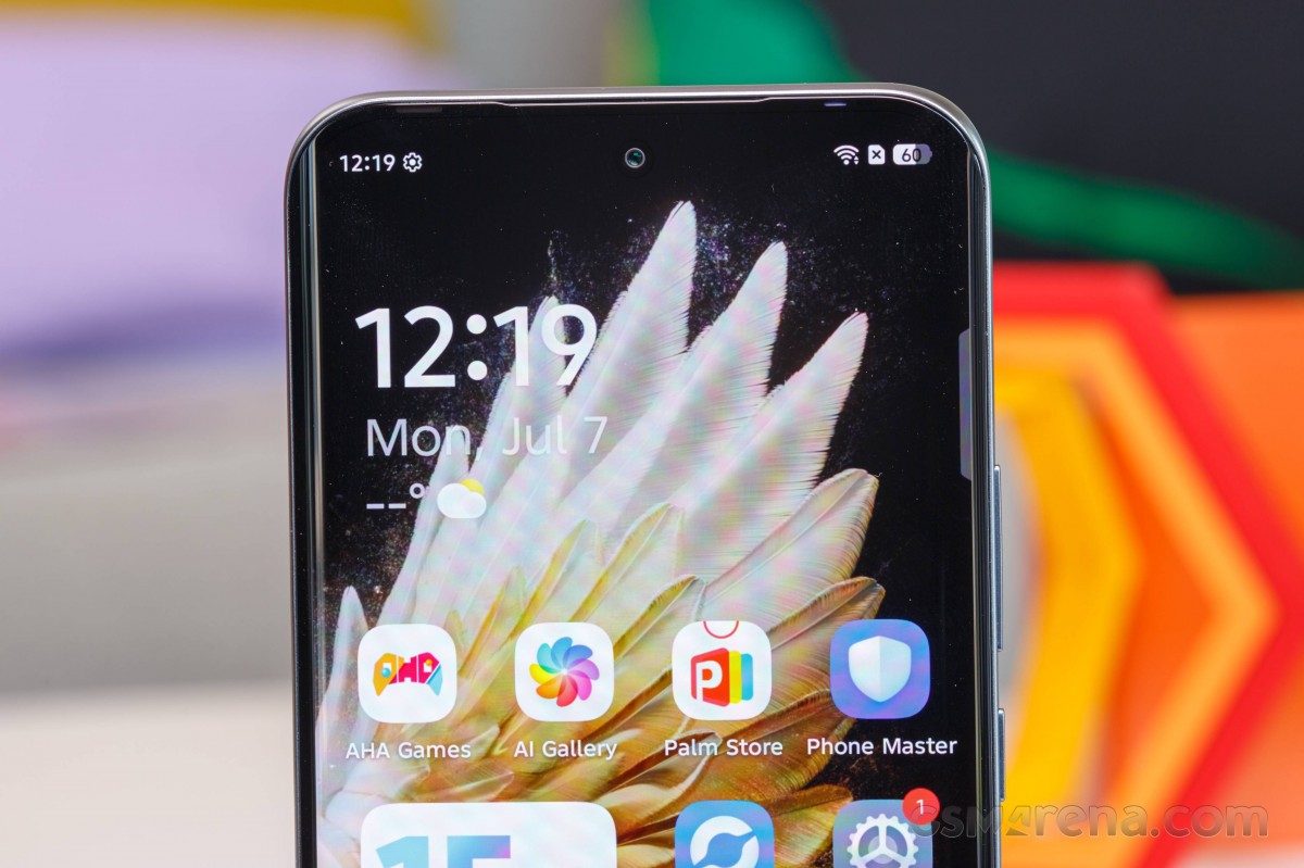 Огляд Tecno Spark 40 Pro+