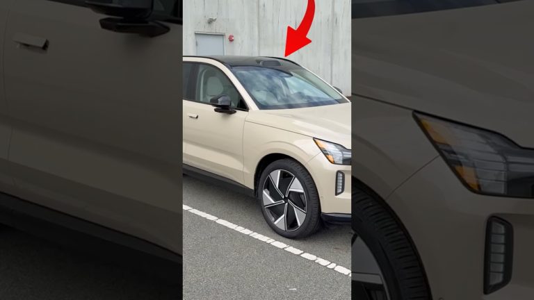 Постійні пошкодження камери iPhone 16 Pro через лазерне випромінювання