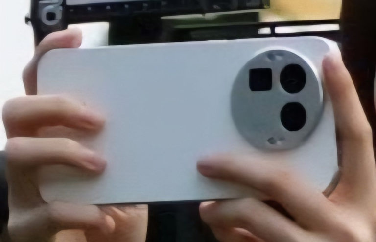 В Realme GT 8 Pro можно менять дизайн блока камер по собственному желанию