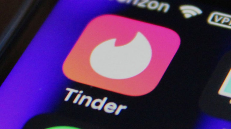 Tinder будет анализировать все фотографии в смартфоне пользователя