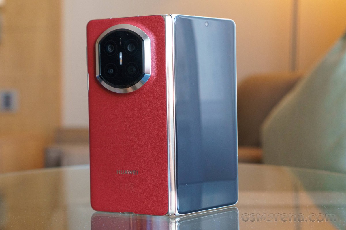 Huawei Mate X7 hands-on review