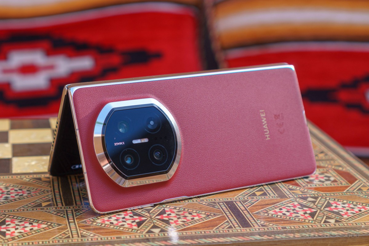Huawei Mate X7 hands-on review