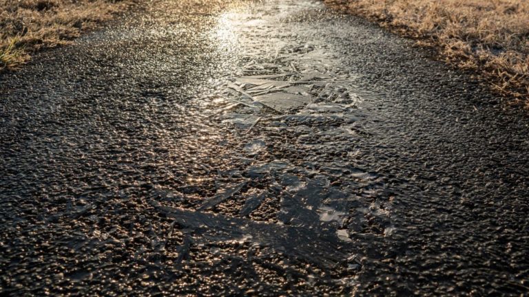 «Черный лед» может перестать быть страшным для автомобилей и самолетов благодаря новому сенсору