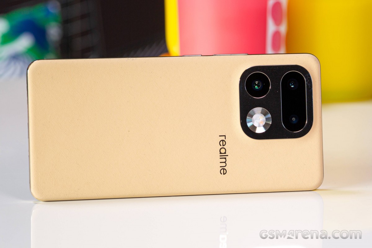 Огляд Realme 16 Pro+