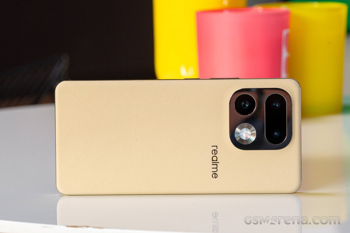 Огляд Realme 16 Pro+